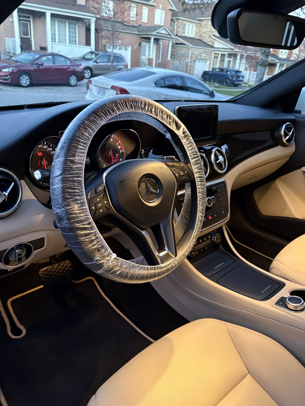Mercedes GLA detailed interior