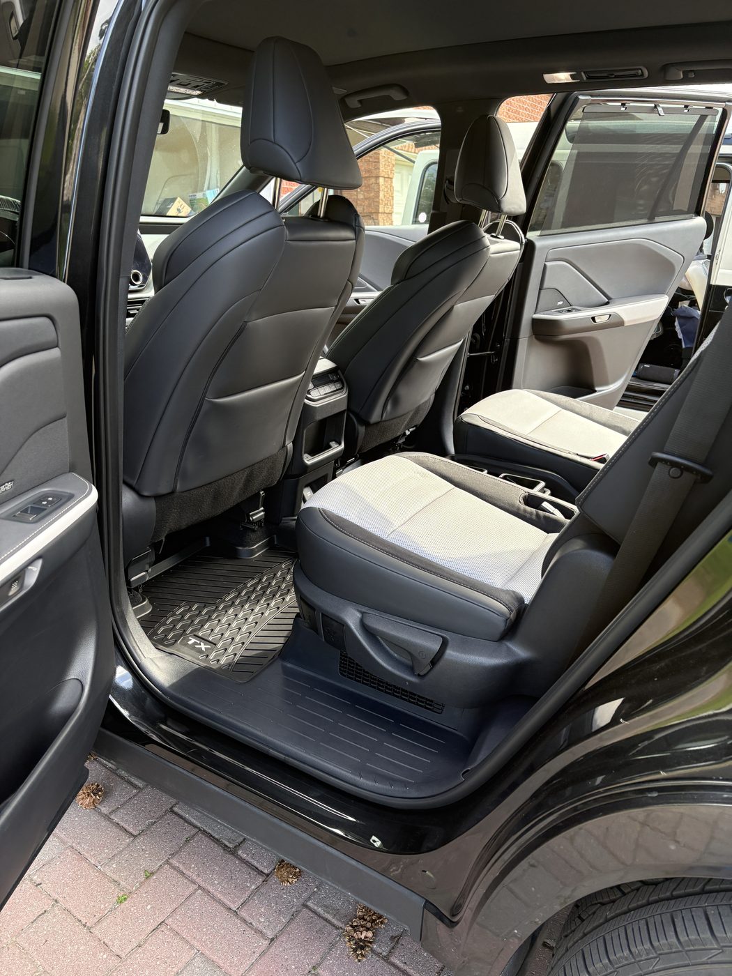 Lexus TX detailed interior